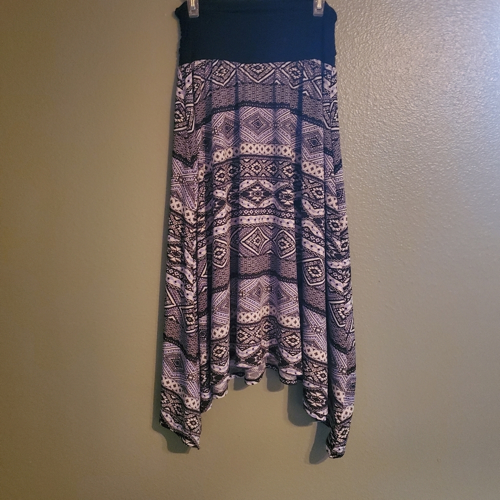 Stretchy Midi Skirt